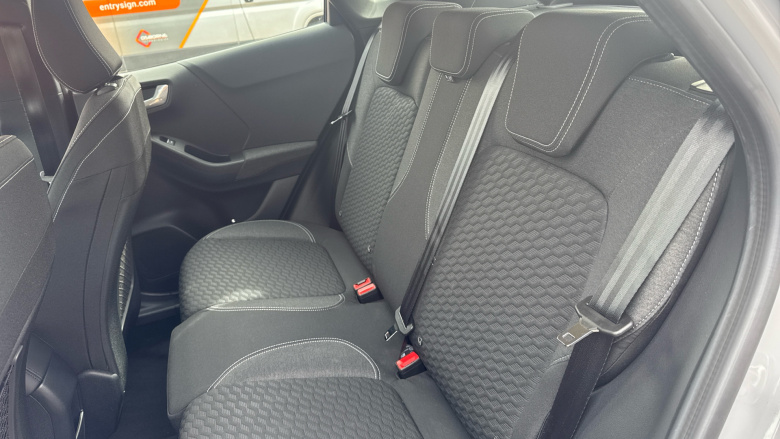 Ford Puma 1.0 EcoBoost Hybrid mHEV Titanium 5dr Petrol Hatchback